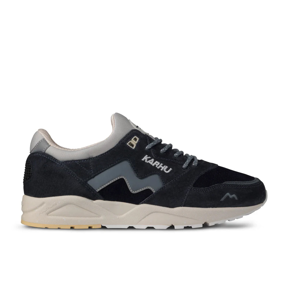 Karhu Aria 95 Indian Ink/Stormywea F803116